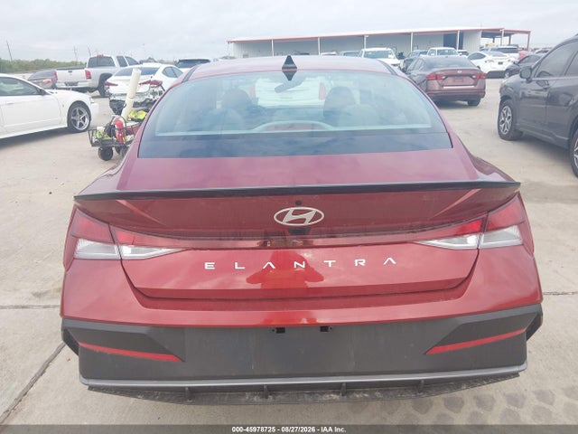 2025 Hyundai Elantra Sel Sport მანქანა იყიდება აუქციონზე, vin: KMHLM4DG0SU025956, აუქციონის ნომერი: 45978725