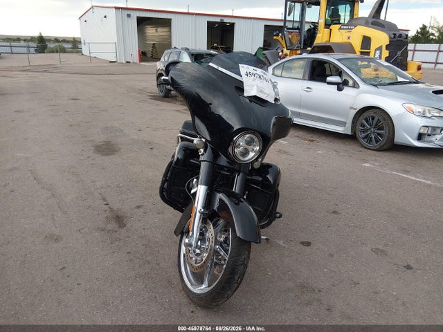 2015 Harley-davidson Flhxse Cvo Street Glide მანქანა იყიდება აუქციონზე, vin: 1HD1PXN18FB964481, აუქციონის ნომერი: 45978764