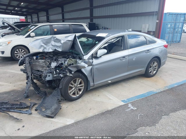 Продажа на аукционе авто 2015 Hyundai Sonata Se, vin: 5NPE24AF6FH157487, номер лота: 45978782