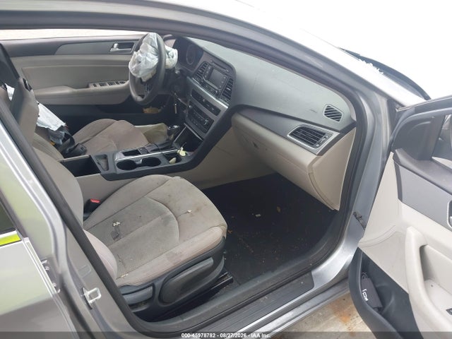 Продажа на аукционе авто 2015 Hyundai Sonata Se, vin: 5NPE24AF6FH157487, номер лота: 45978782