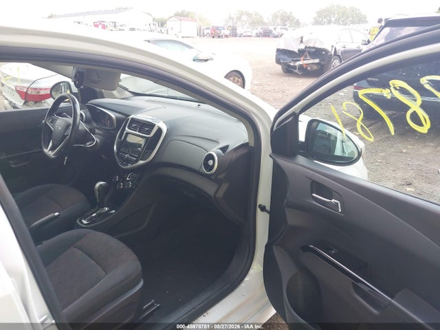 2018 Chevrolet Sonic Lt Auto მანქანა იყიდება აუქციონზე, vin: 1G1JD5SB4J4106216, აუქციონის ნომერი: 45978781