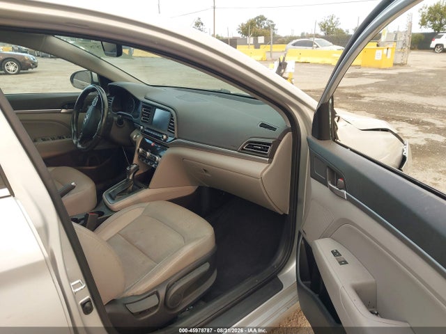 Продаж на аукціоні авто 2019 Hyundai Elantra Limited, vin: 5NPD84LF6KH401348, номер лоту: 45978787