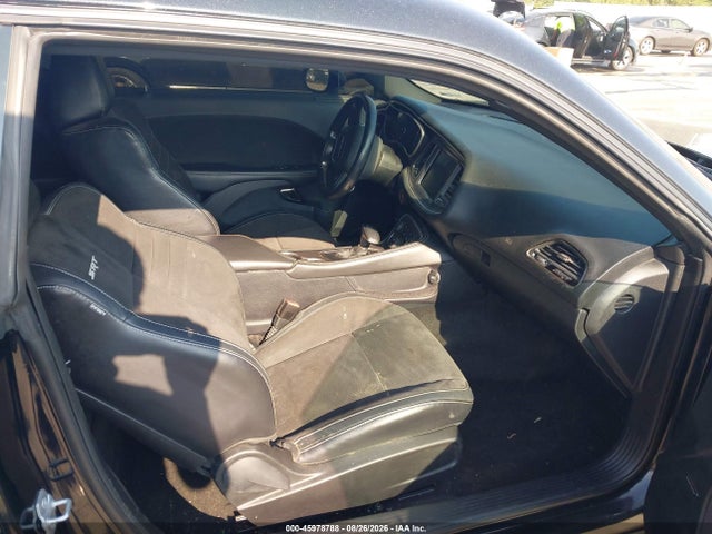45978788 :رقم المزاد ، 2C3CDZC98FH714001 vin ، 2015 Dodge Challenger Srt Hellcat مزاد بيع