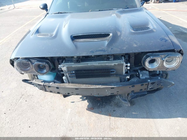 45978788 :رقم المزاد ، 2C3CDZC98FH714001 vin ، 2015 Dodge Challenger Srt Hellcat مزاد بيع
