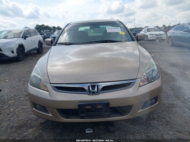 45978815 :رقم المزاد ، 1HGCM56897A118999 vin ، 2007 Honda Accord 2.4 Ex مزاد بيع