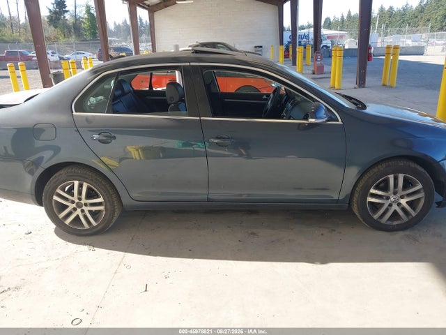 45978821 :رقم المزاد ، 3VWSF71K86M779800 vin ، 2006 Volkswagen Jetta 2.5 مزاد بيع
