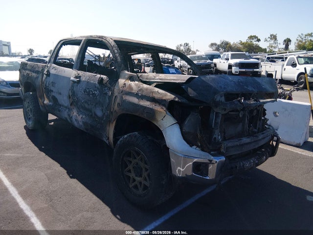 2020 Toyota Tundra Limited მანქანა იყიდება აუქციონზე, vin: 5TFHY5F1XLX927995, აუქციონის ნომერი: 45978838