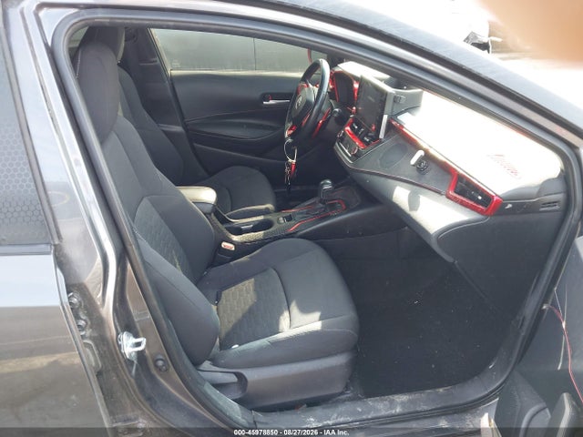 JTND4MBE0N3162606 Toyota COROLLA SE