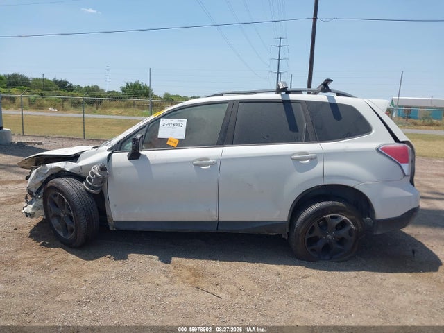 45978902 :رقم المزاد ، JF2SJAEC5JH476098 vin ، 2018 Subaru Forester 2.5i Premium مزاد بيع