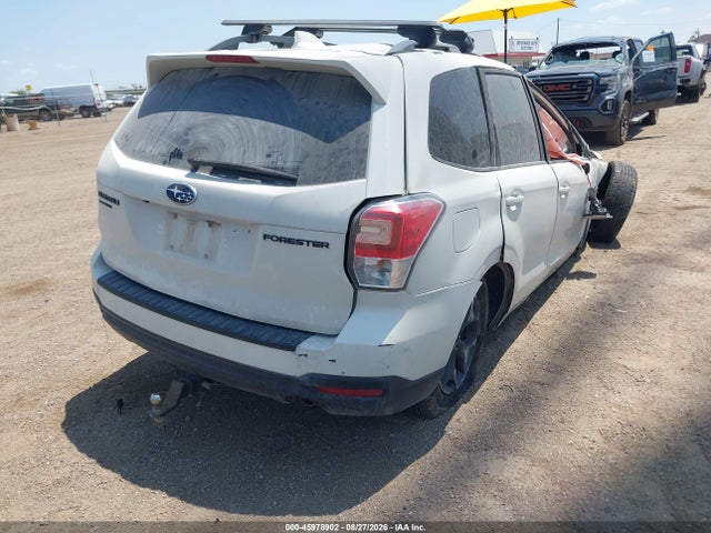45978902 :رقم المزاد ، JF2SJAEC5JH476098 vin ، 2018 Subaru Forester 2.5i Premium مزاد بيع