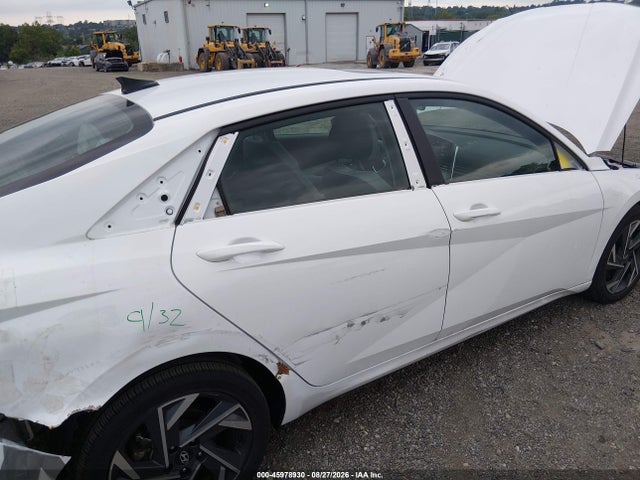 2025 Hyundai Elantra Hybrid Limited მანქანა იყიდება აუქციონზე, vin: KMHLN4DJ5SU156034, აუქციონის ნომერი: 45978930