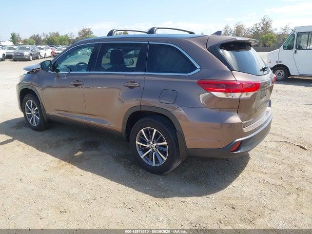 Toyota Highlander Xle 2019 5TDKZRFH4KS328408 Image 3