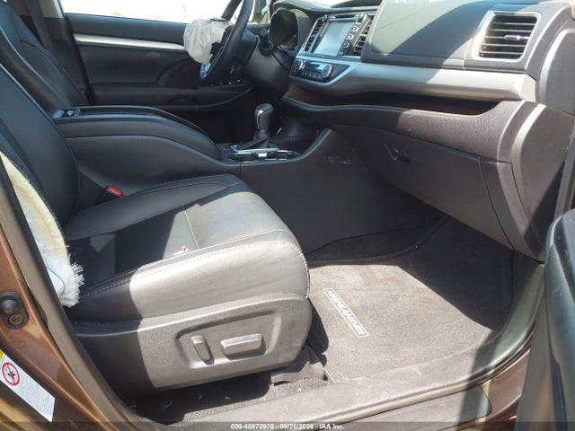 Toyota Highlander Xle 2019 5TDKZRFH4KS328408 Image 5