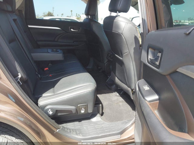 Toyota Highlander Xle 2019 5TDKZRFH4KS328408 Image 8