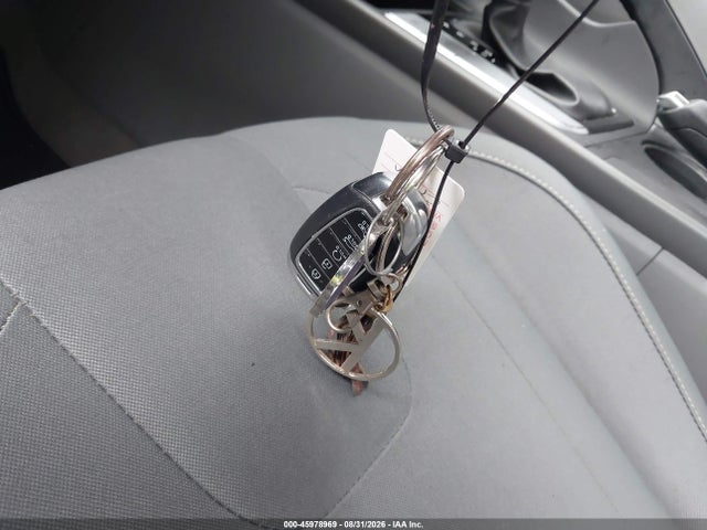 45978969 :رقم المزاد ، 5NPLM4AG9NH070157 vin ، 2022 Hyundai Elantra Sel مزاد بيع