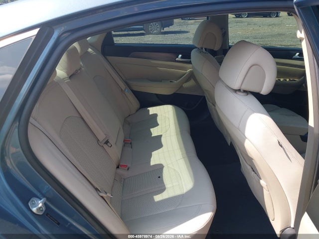 Продажа на аукционе авто 2015 Hyundai Sonata Sport, vin: 5NPE34AF9FH154810, номер лота: 45978974
