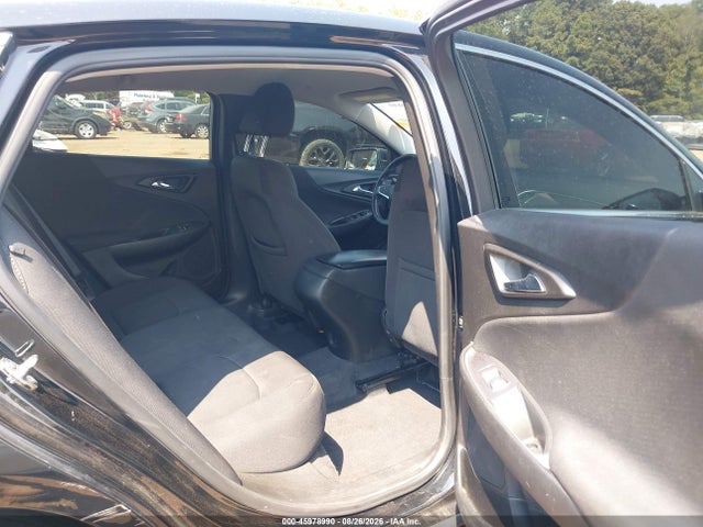 45978990 :رقم المزاد ، 1G1ZG5ST2NF211687 vin ، 2022 Chevrolet Malibu Fwd Rs مزاد بيع