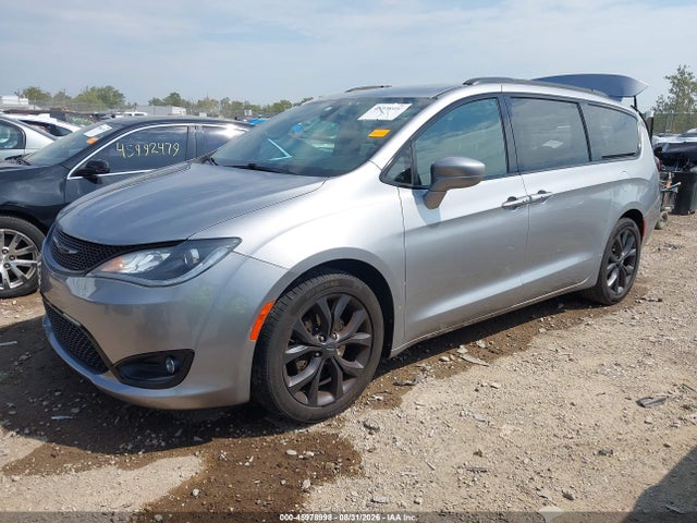 2019 Chrysler Pacifica Touring Plus მანქანა იყიდება აუქციონზე, vin: 2C4RC1FG2KR532416, აუქციონის ნომერი: 45978998