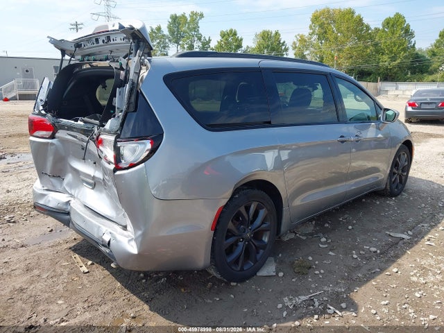 2019 Chrysler Pacifica Touring Plus მანქანა იყიდება აუქციონზე, vin: 2C4RC1FG2KR532416, აუქციონის ნომერი: 45978998
