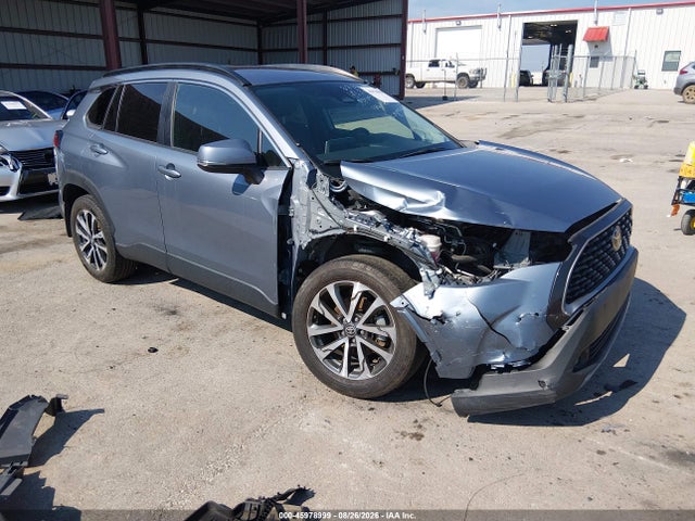 Auction sale of the 2023 Toyota Corolla Cross Xle, vin: 7MUDAAAG4PV070971, lot number: 45978999