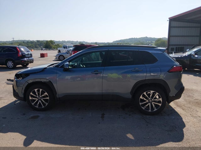 45978999 :رقم المزاد ، 7MUDAAAG4PV070971 vin ، 2023 Toyota Corolla Cross Xle مزاد بيع