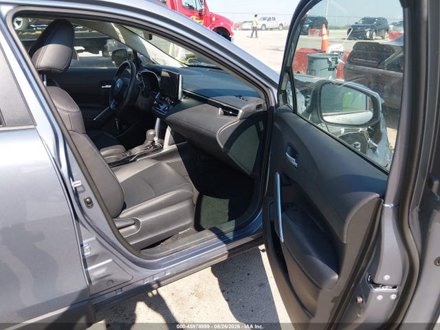 45978999 :رقم المزاد ، 7MUDAAAG4PV070971 vin ، 2023 Toyota Corolla Cross Xle مزاد بيع
