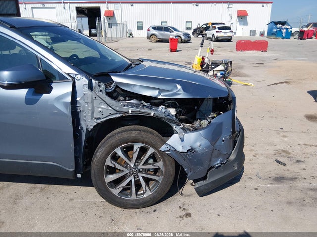 45978999 :رقم المزاد ، 7MUDAAAG4PV070971 vin ، 2023 Toyota Corolla Cross Xle مزاد بيع