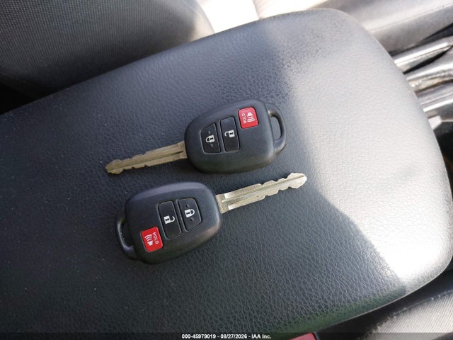 Продажа на аукционе авто 2014 Toyota Rav4 Le, vin: JTMZFREV1EJ008253, номер лота: 45979019