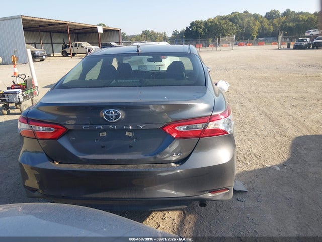 45979036 :رقم المزاد ، 4T1C11AK3LU973916 vin ، 2020 Toyota Camry Le مزاد بيع