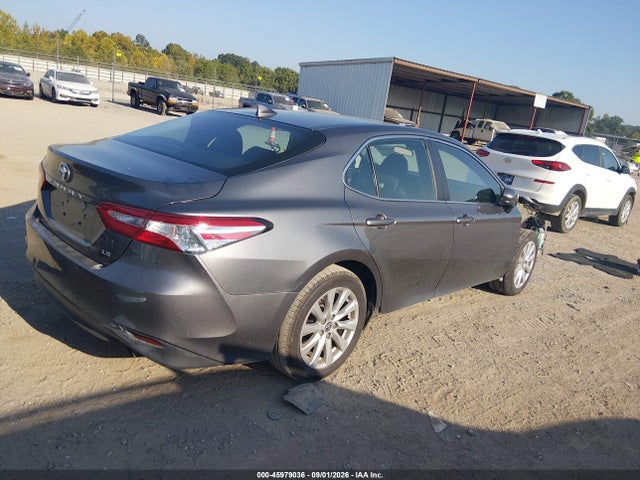 45979036 :رقم المزاد ، 4T1C11AK3LU973916 vin ، 2020 Toyota Camry Le مزاد بيع