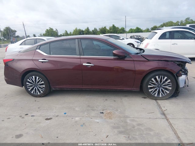 1N4BL4DV7PN313885 Nissan Altima Sv Fwd