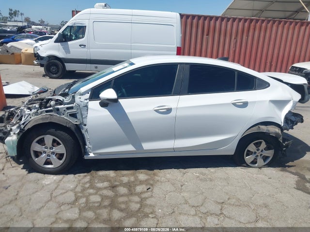 Chevrolet Cruze Ls Auto 2018 1G1BC5SM0J7127541 Image 19