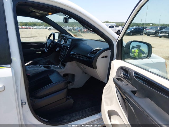 2018 Dodge Grand Caravan Sxt მანქანა იყიდება აუქციონზე, vin: 2C4RDGCG0JR224082, აუქციონის ნომერი: 45979127