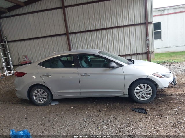 Продажа на аукционе авто 2017 Hyundai Elantra Se, vin: 5NPD74LF0HH100165, номер лота: 45979132