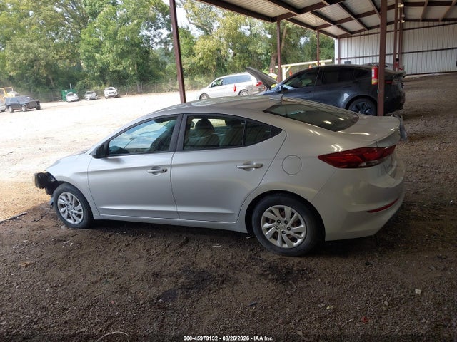 Продажа на аукционе авто 2017 Hyundai Elantra Se, vin: 5NPD74LF0HH100165, номер лота: 45979132