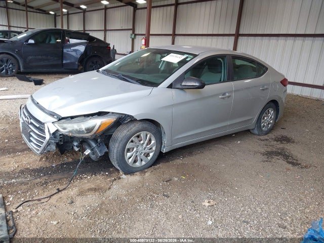 Продажа на аукционе авто 2017 Hyundai Elantra Se, vin: 5NPD74LF0HH100165, номер лота: 45979132
