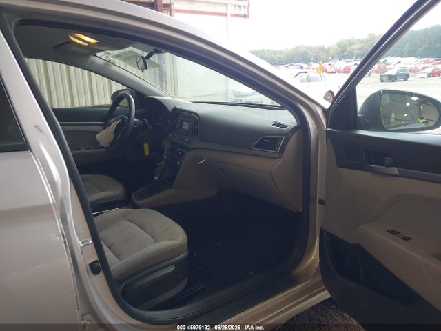 Продажа на аукционе авто 2017 Hyundai Elantra Se, vin: 5NPD74LF0HH100165, номер лота: 45979132