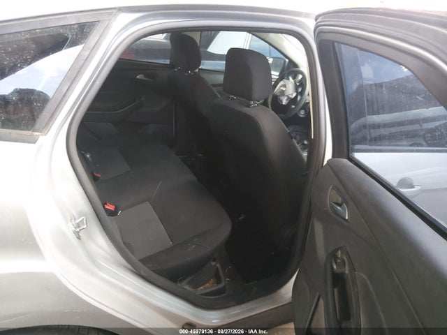Ford FOCUS SE 2018 1FADP3K27JL326686 Image 8