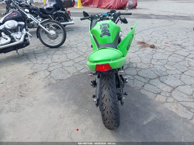 2008 Kawasaki Ex650 A მანქანა იყიდება აუქციონზე, vin: JKAEXEA128A040229, აუქციონის ნომერი: 45979166