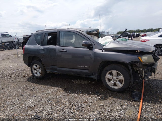45979171 :رقم المزاد ، 1C4NJCEA0GD715160 vin ، 2016 Jeep Compass Latitude مزاد بيع
