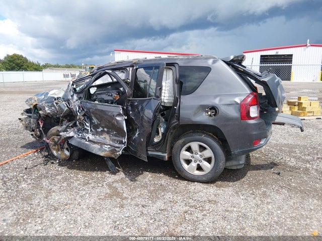 45979171 :رقم المزاد ، 1C4NJCEA0GD715160 vin ، 2016 Jeep Compass Latitude مزاد بيع
