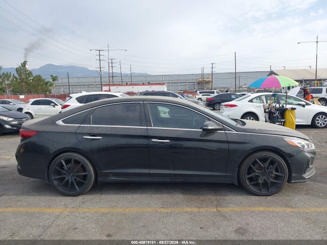 Hyundai Sonata Limited 2018 5NPE34AF7JH614040 Image 18