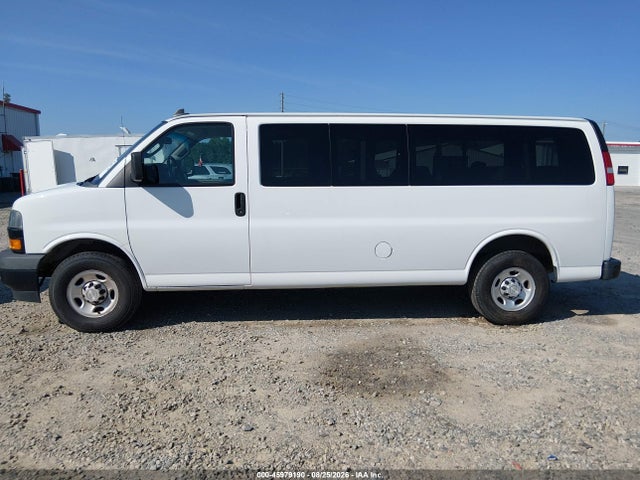 Продажа на аукционе авто 2019 Chevrolet Express 3500 Ls, vin: 1GAZGNFG3K1361586, номер лота: 45979190