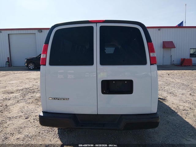 Продажа на аукционе авто 2019 Chevrolet Express 3500 Ls, vin: 1GAZGNFG3K1361586, номер лота: 45979190