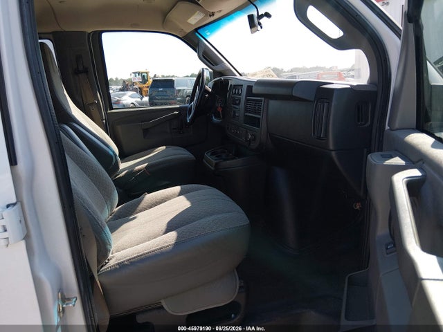 Продажа на аукционе авто 2019 Chevrolet Express 3500 Ls, vin: 1GAZGNFG3K1361586, номер лота: 45979190
