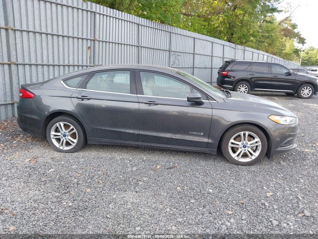 45979191 :رقم المزاد ، 3FA6P0UU6JR235903 vin ، 2018 Ford Fusion Hybrid S مزاد بيع