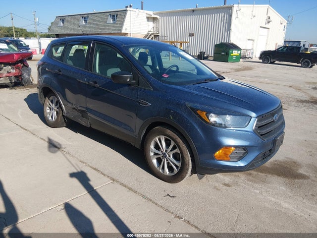 2018 Ford Escape S მანქანა იყიდება აუქციონზე, vin: 1FMCU0F74JUB98609, აუქციონის ნომერი: 45979202