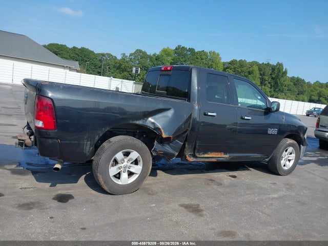 45979209 :رقم المزاد ، 1C6RR6GG6JS317510 vin ، 2018 Ram 1500 Slt  4x2 6'4 Box مزاد بيع