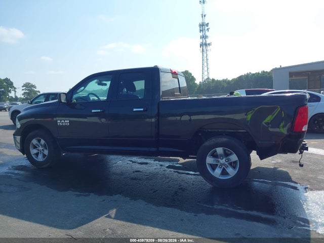 45979209 :رقم المزاد ، 1C6RR6GG6JS317510 vin ، 2018 Ram 1500 Slt  4x2 6'4 Box مزاد بيع