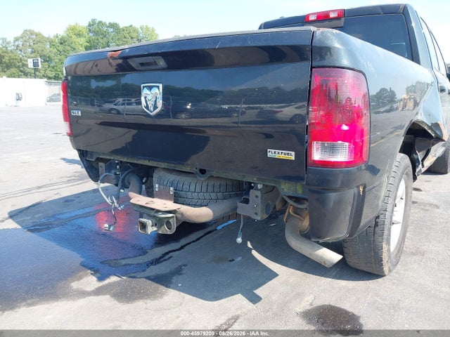 45979209 :رقم المزاد ، 1C6RR6GG6JS317510 vin ، 2018 Ram 1500 Slt  4x2 6'4 Box مزاد بيع